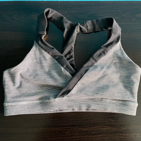 Lululemon Sports Bra - Picture 1 of 5
